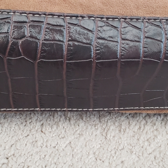 Suede Purse - Picture 3 of 4